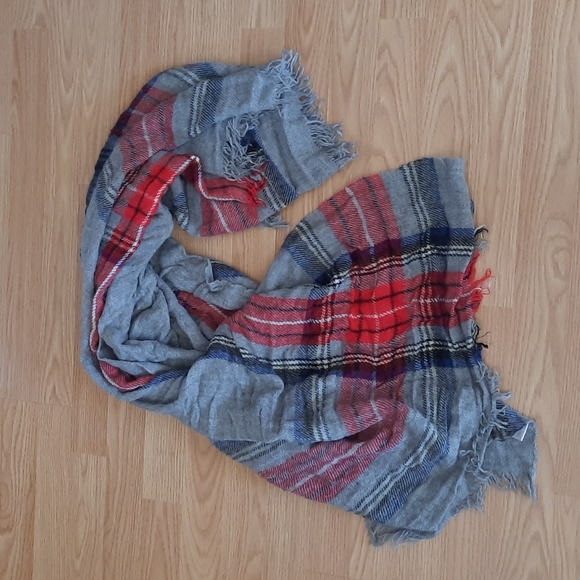 Plaid shawl - Picture 1 of 4